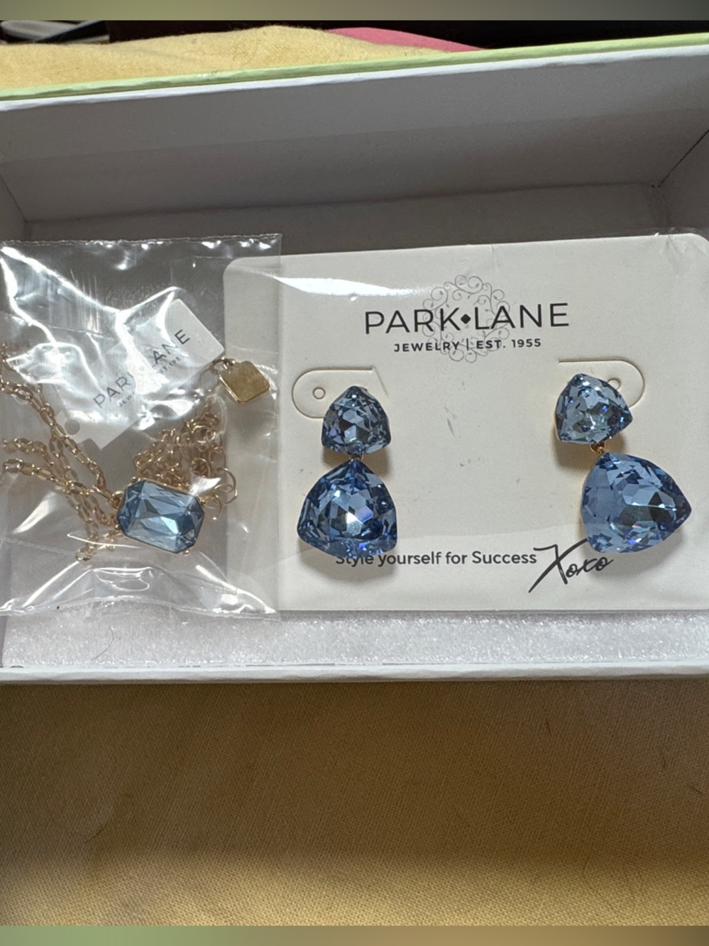 NWT Park Lane Jewelry "Perry" Necklace & Earrings Set — Light Sapphire Blue